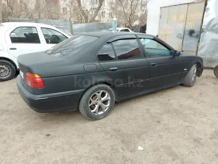 BMW 523 1997 года за 1 400 000 тг. в Нур-Султан (Астана) – фото 4