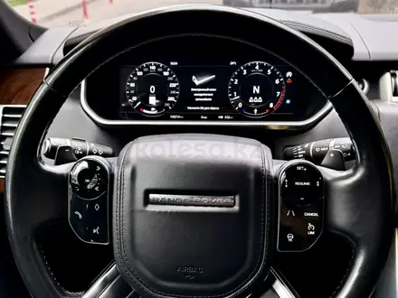 Land Rover Range Rover 2018 года за 40 000 000 тг. в Алматы – фото 25