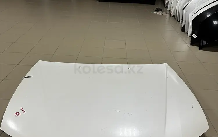 Капот с решеткой Тойота Виндом Toyota Windom MCV20 за 80 000 тг. в Павлодар