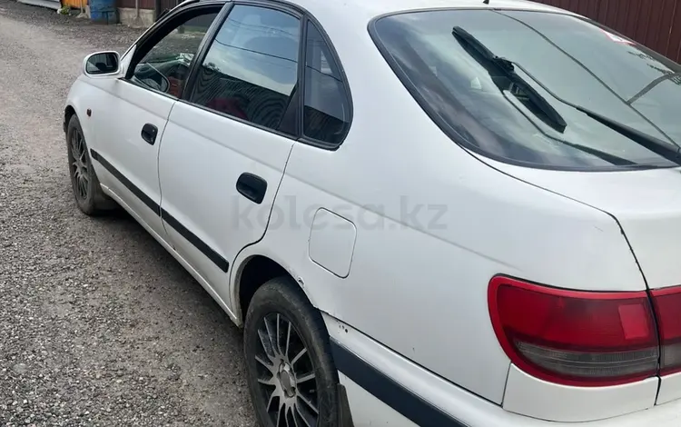 Toyota Carina E 1998 годаүшін1 700 000 тг. в Алматы