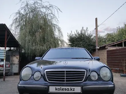 Mercedes-Benz E 320 2001 года за 4 500 000 тг. в Алматы – фото 2