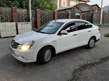 Nissan Almera 2015 года за 4 200 000 тг. в Алматы – фото 2