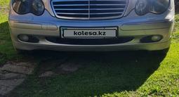 Mercedes-Benz C 240 2003 годаүшін4 000 000 тг. в Алтай