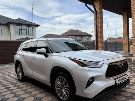 Toyota Highlander 2023 года за 27 500 000 тг. в Павлодар