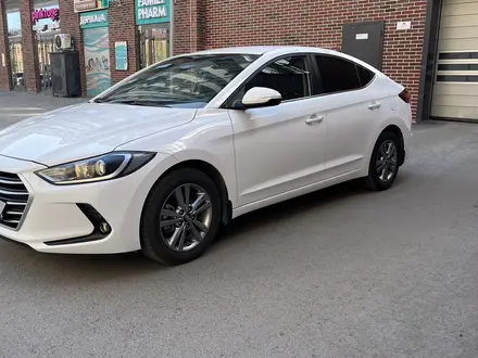 Hyundai Elantra 2018 года за 8 300 000 тг. в Астана – фото 4