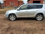 Toyota RAV4 2007 года за 5 900 000 тг. в Актобе – фото 2