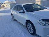 Toyota Camry 2011 годаүшін9 800 000 тг. в Семей – фото 2