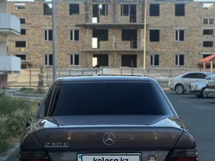 Mercedes-Benz E 230 1992 года за 1 600 000 тг. в Кентау – фото 9