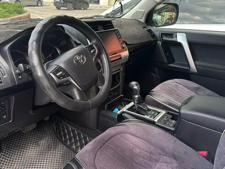 Toyota Land Cruiser Prado 2021 года за 21 700 000 тг. в Актау – фото 2