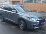 Mitsubishi Outlander 2016 годаfor9 800 000 тг. в Астана