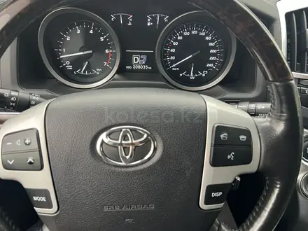 Toyota Land Cruiser 2015 года за 27 000 000 тг. в Алматы – фото 19