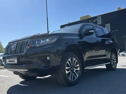 Toyota Land Cruiser Prado 2022 года за 39 600 000 тг. в Шымкент – фото 2