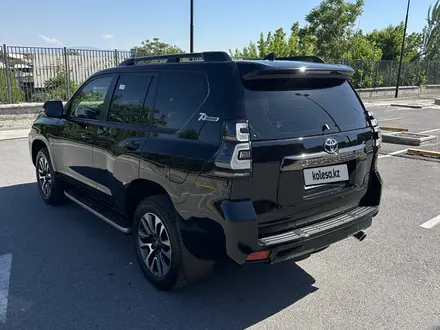 Toyota Land Cruiser Prado 2022 года за 39 600 000 тг. в Шымкент – фото 3