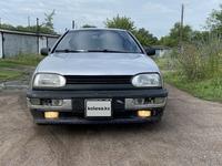 Volkswagen Golf 1993 годаfor1 000 000 тг. в Караганда