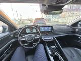 Hyundai Elantra 2021 года за 8 700 000 тг. в Атырау