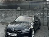 Skoda Superb 2017 года за 11 800 000 тг. в Алматы – фото 2