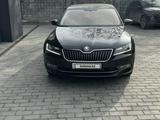 Skoda Superb 2017 года за 11 800 000 тг. в Алматы