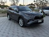 Toyota Highlander 2021 года за 24 000 000 тг. в Актау – фото 3