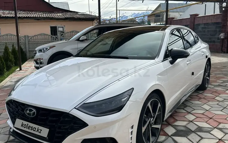 Hyundai Sonata 2021 года за 13 500 000 тг. в Алматы