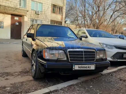 Mercedes-Benz E 300 1993 года за 1 650 000 тг. в Павлодар
