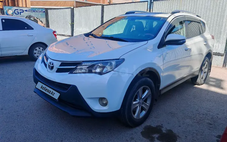 Toyota RAV4 2013 годаүшін10 500 000 тг. в Астана