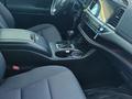 Toyota Highlander 2018 года за 14 000 000 тг. в Атырау – фото 10