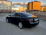 Toyota Camry 2011 года за 5 300 000 тг. в Актобе – фото 4