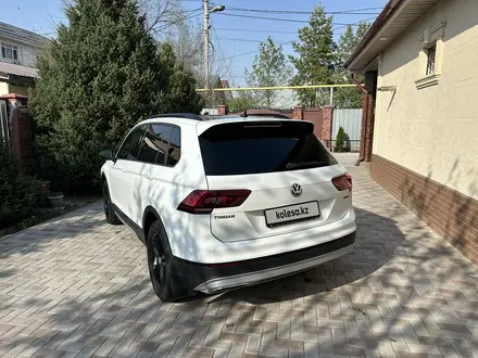 Volkswagen Tiguan 2020 года за 13 800 000 тг. в Алматы – фото 4