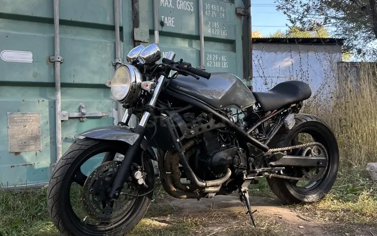 Suzuki  Bandit GSF 400 1997 года за 680 000 тг. в Караганда