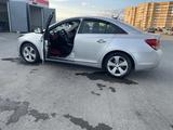 Chevrolet Cruze 2011 года за 3 700 000 тг. в Актобе – фото 3