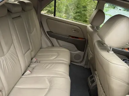 Lexus RX 300 1999 года за 5 550 000 тг. в Алматы – фото 10
