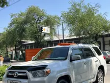 Toyota 4Runner, 2012