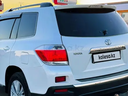 Toyota Highlander 2012 года за 10 500 000 тг. в Уральск – фото 4