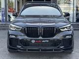 BMW X5 2019 года за 32 000 000 тг. в Шымкент – фото 2