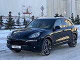 Porsche Cayenne 2012 годаfor15 500 000 тг. в Астана – фото 2