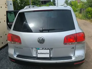Volkswagen Touareg, 2004