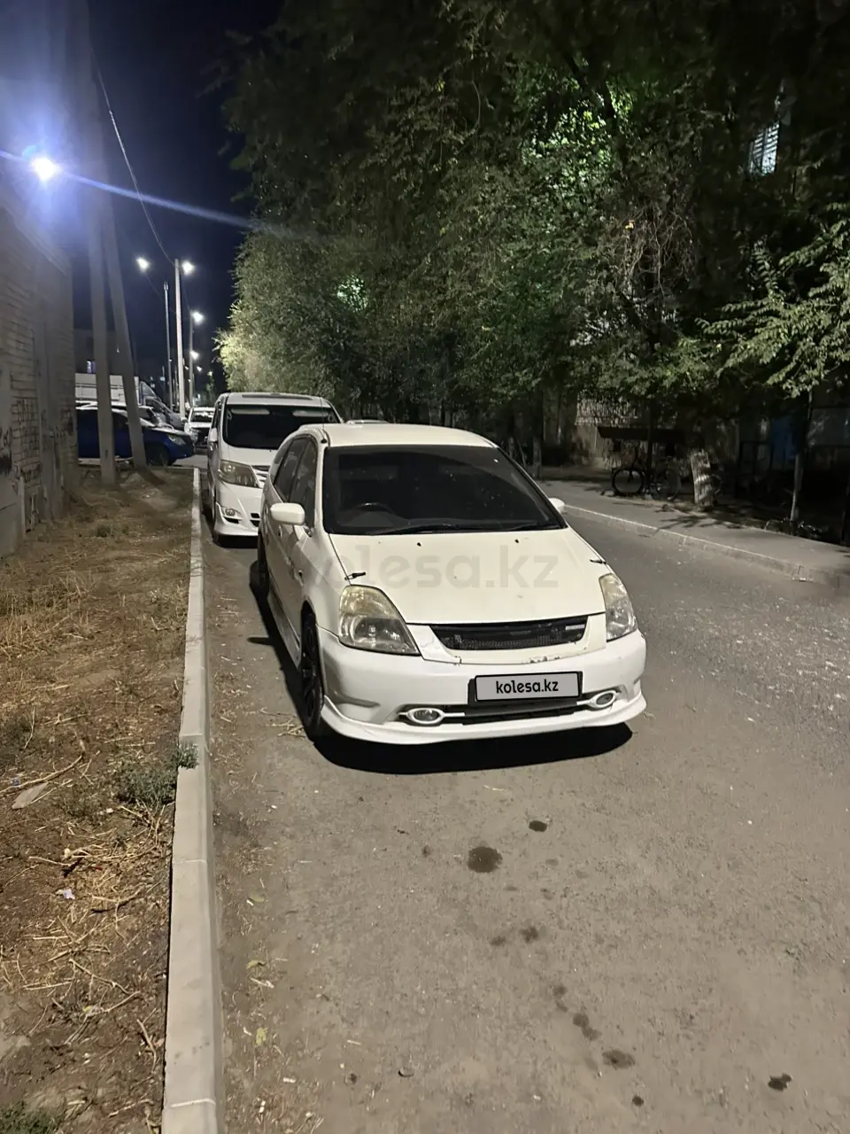 Honda Stream, 2001