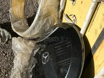 Багажник на Чехол запаска в полном комплекте на Гелендваген G63 Gelendwagen за 350 000 тг. в Алматы