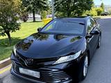 Toyota Camry 2020 года за 15 500 000 тг. в Алматы