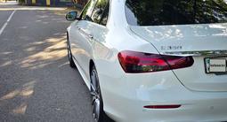 Mercedes-Benz E 350 2022 года за 30 000 000 тг. в Алматы – фото 4