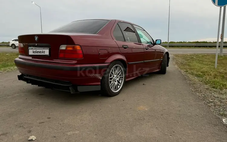 BMW 318 1996 годаүшін3 100 000 тг. в Астана