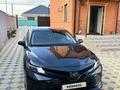 Toyota Camry 2020 года за 11 100 000 тг. в Атырау – фото 4