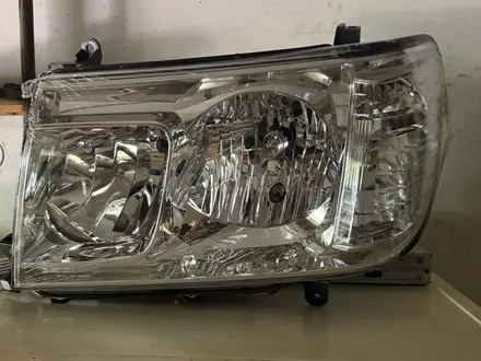 Передние фары на Toyota Land Cruiser 100 за 110 000 тг. в Павлодар – фото 3