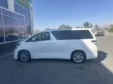 Toyota Vellfire, 2010