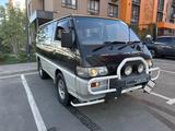 Mitsubishi Delica 1993 годаүшін2 300 000 тг. в Алматы