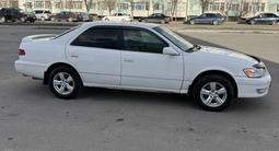 Toyota Camry 2000 года за 3 700 000 тг. в Тараз – фото 2