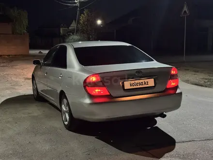 Toyota Camry 2004 года за 5 000 000 тг. в Тараз – фото 11