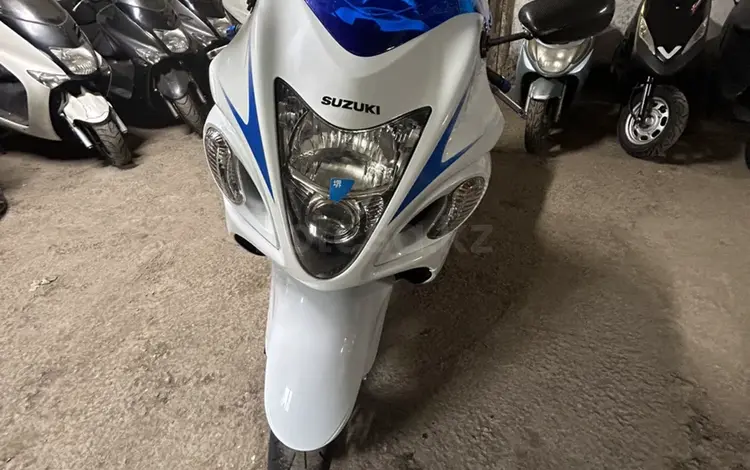 Suzuki  GSX 1300 R Hayabusa 2008 годаfor4 100 000 тг. в Алматы