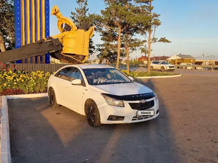 Chevrolet Cruze 2011 года за 3 400 000 тг. в Костанай – фото 3