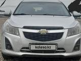 Chevrolet Cruze 2013 года за 3 500 000 тг. в Петропавловск – фото 2